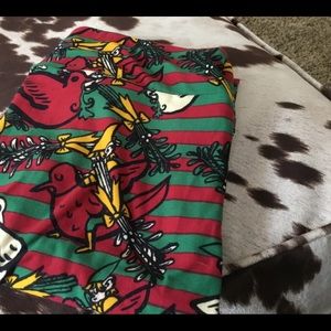 Lularoe nwot tc Christmas leggings